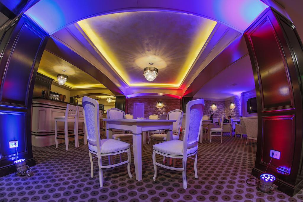 Hotel Toacabellevue Gura Humorului Ngoại thất bức ảnh
